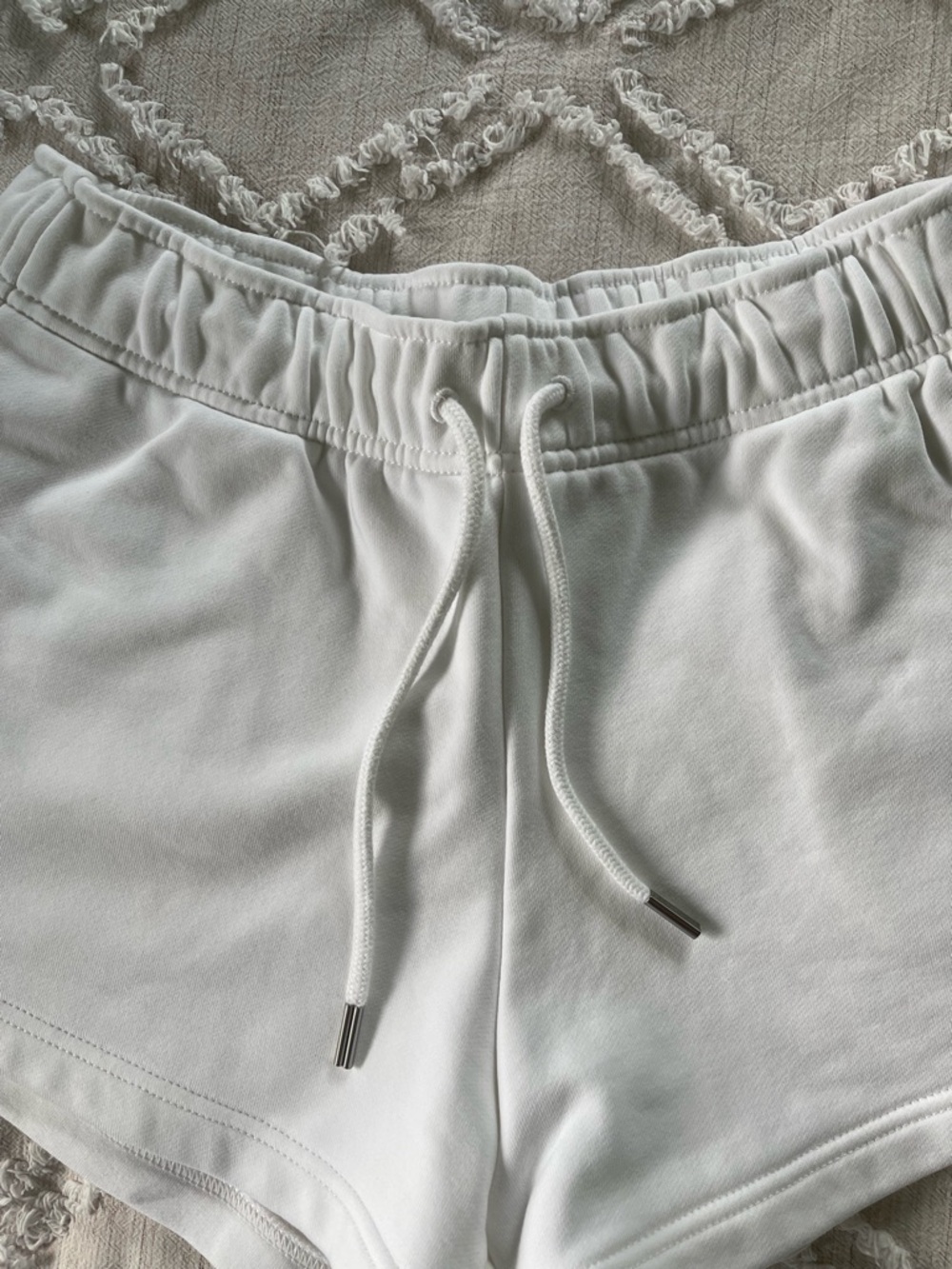 Athleta Mid Rise White Shorts - Picture 5 of 9